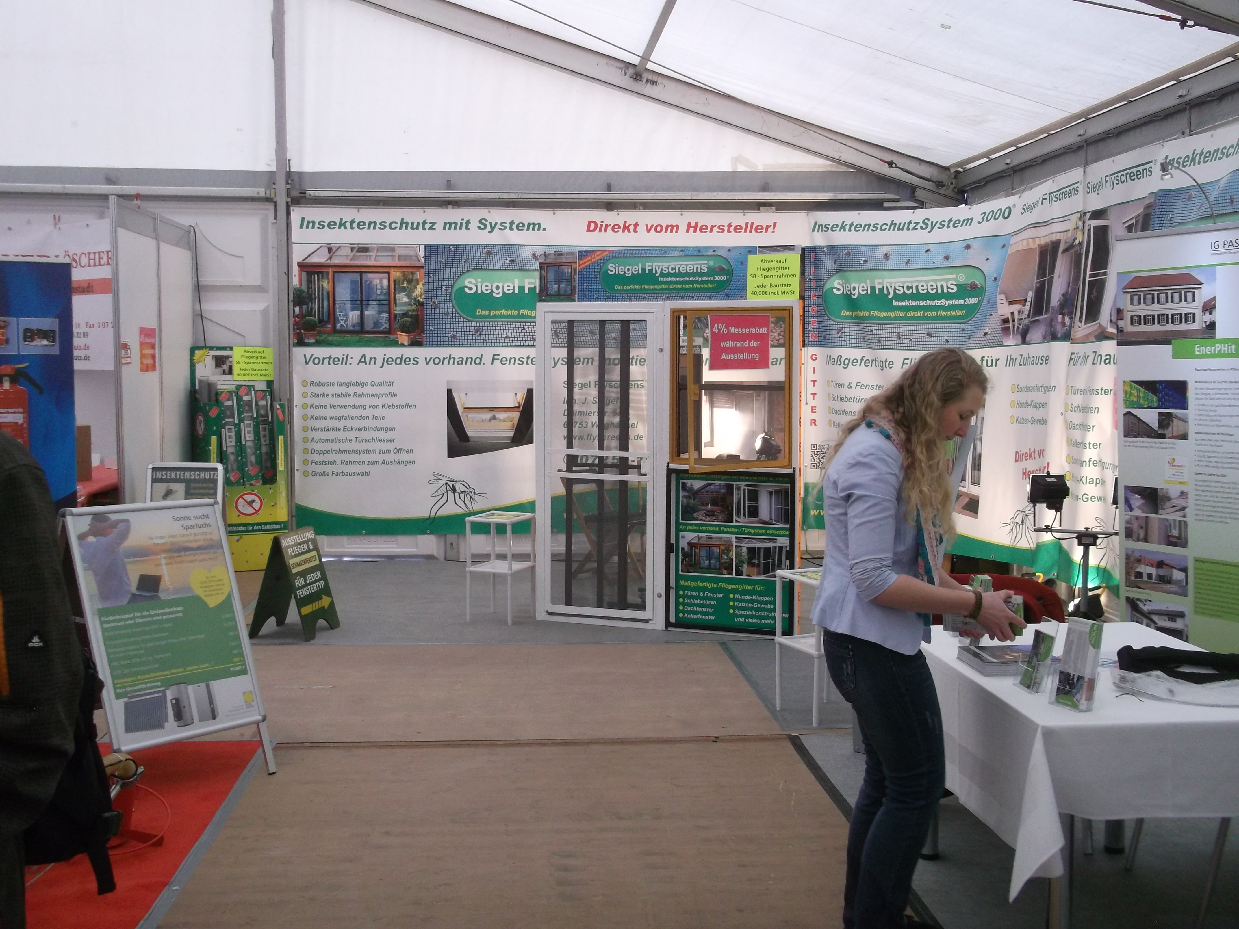 Beratung Siegel Flyscreens Ausstellungsstand